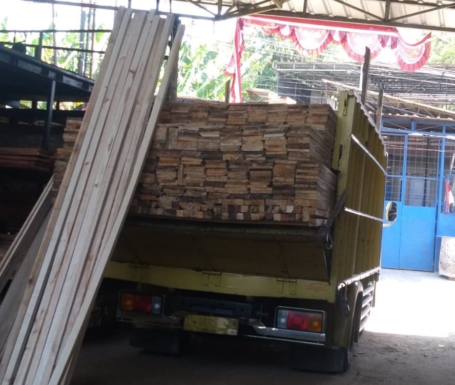 kayu-murah-bahan-bangunan-bandung