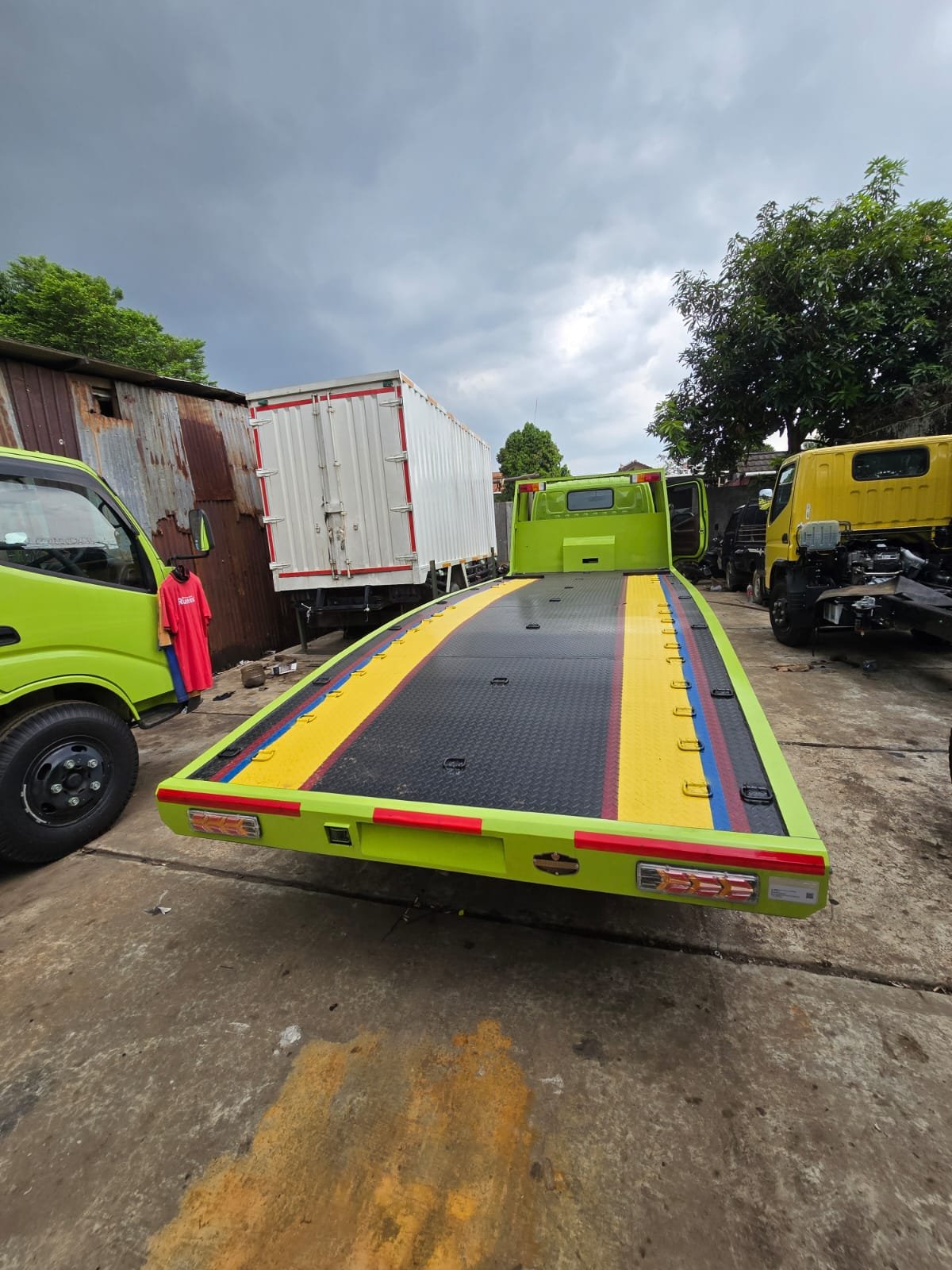 bengkel-karoseri-bak-towing-murah-karawang