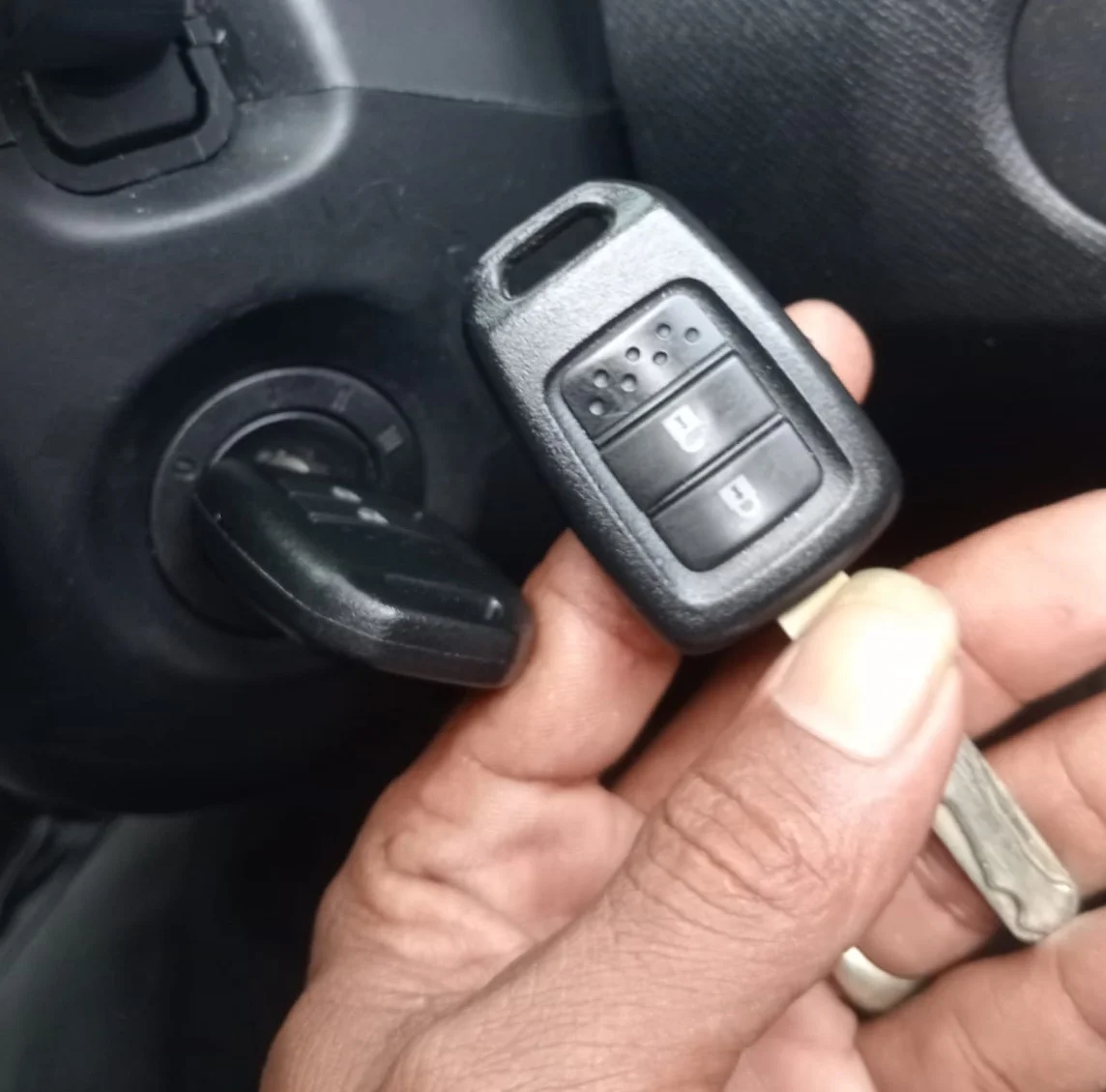 ahli-kunci-cimanggis-depok-panggilan-24-jam