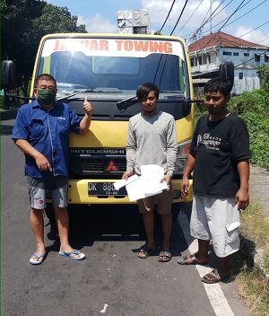 TOWING LOMBOK