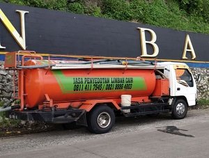 SEDOT WC MAKASSAR