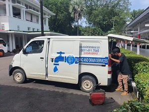 SEDOT WC MAKASSAR