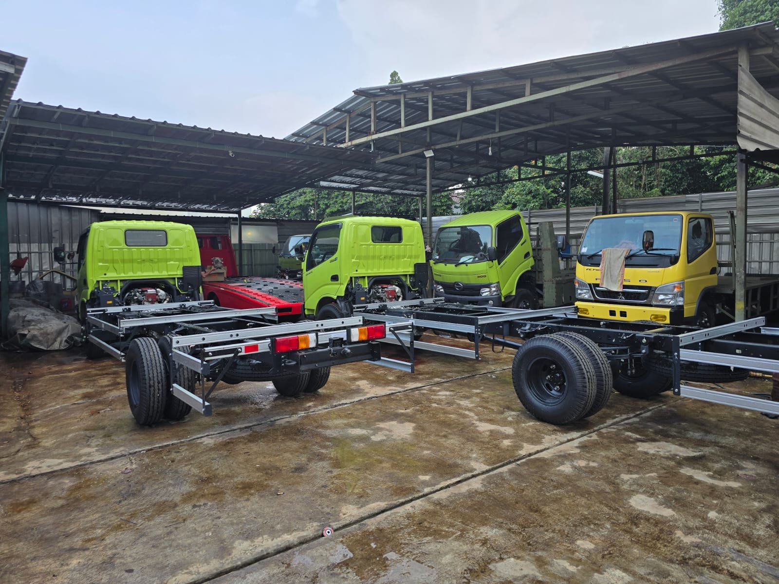 KAROSERI TRUK MOBIL TOWING