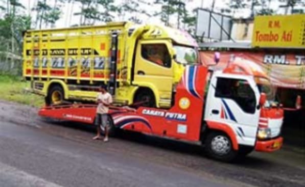 TOWING NGAWI
