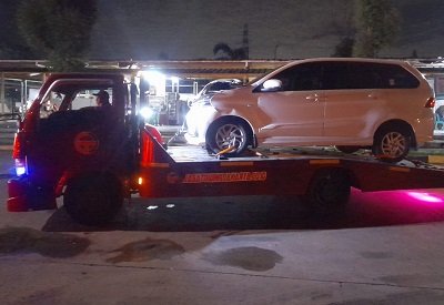 Towing Mobil Pasar Minggu