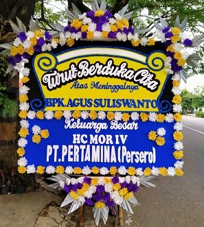 TOKO BUNGA PAPAN SLAWI