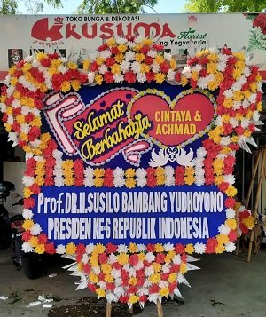 TOKO BUNGA PAPAN SLAWI