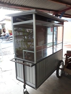 Etalase Aluminium Bandung